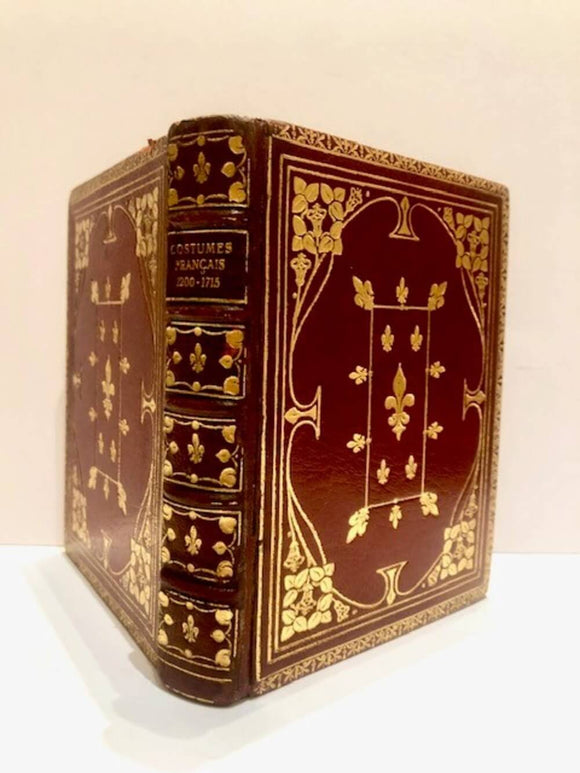 Costumes Français 1200 à 1713